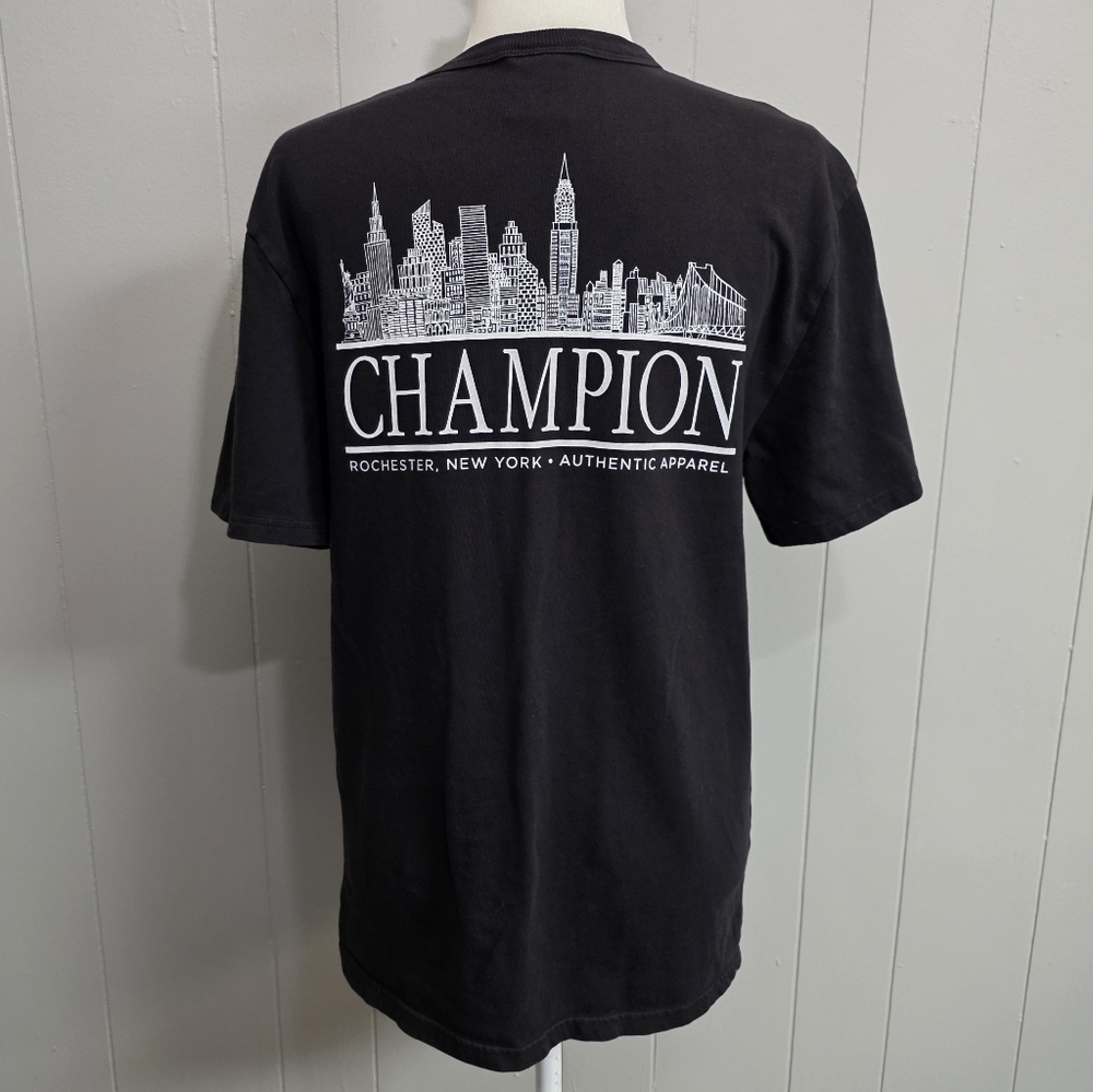 Champion Unisex Black Skyline T Shirt Size S